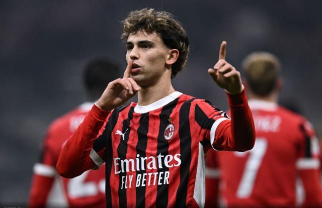 开云下载-沃克冤枉费利克斯了 他哪敢自比梅西 他每球必传