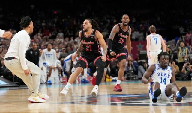 开云体育-最后一分钟9比0逆转风暴！NCAA史上第五大奇迹诞生