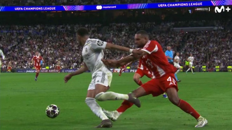 开云体育-龙赛罗：裁判嫉妒皇马！VAR有什么用 马丁红牌被取消而塔没被罚下